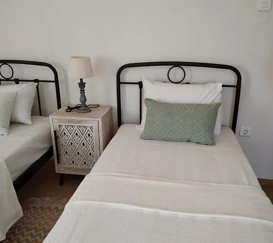 Ferienhaus Traditional House Kakopetra *