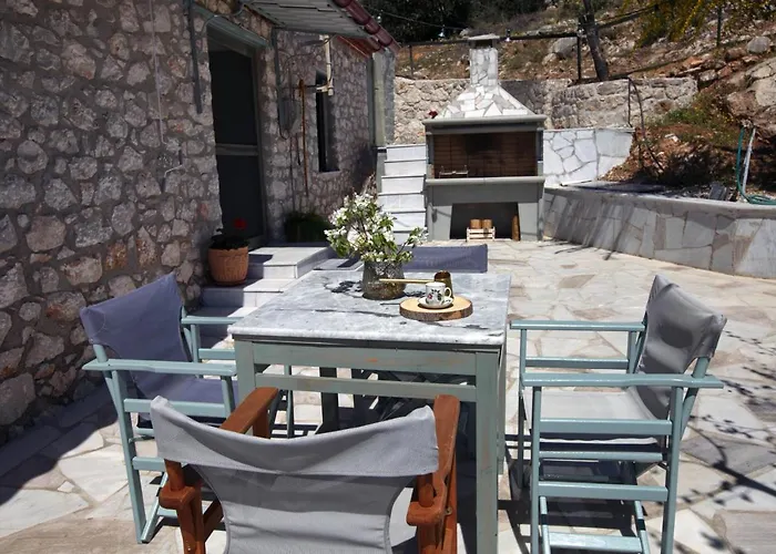 Traditional House Kakopetra Ferienhaus