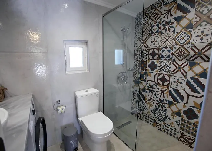 Traditional House Kakopetra Ferienhaus Vivári