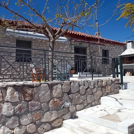 Traditional House Kakopetra Vivári